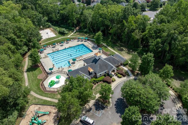 9407 Thatcher Hall Court, Charlotte, NC 28277