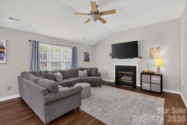 9407 Thatcher Hall Court, Charlotte, NC 28277