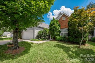 9407 Thatcher Hall Court, Charlotte, NC 28277