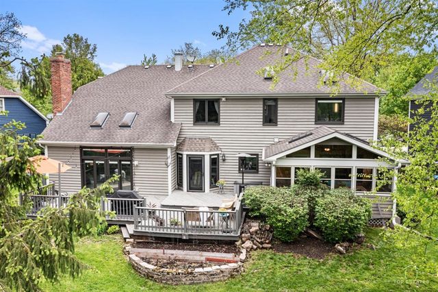 1309 Hawkins Court, St. Charles, IL 60174