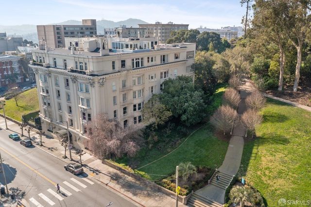 1925 Gough Street 22, San Francisco, CA 94109