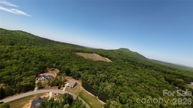 5112 Kings Pinnacle Drive, Kings Mountain, NC 28086