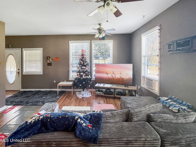 316 Santini Street, Biloxi, MS 39530