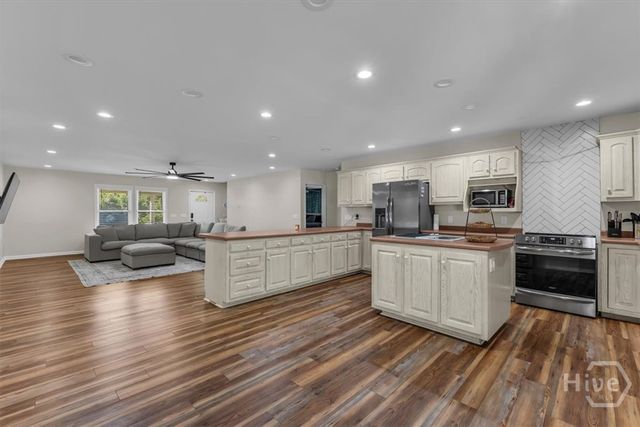 300 Rice Hope Road, Port Wentworth, GA 31407