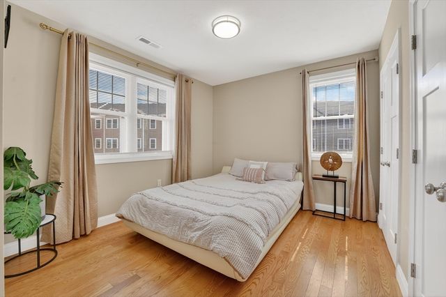 7 Gorham St 57, Chelmsford, MA 01824