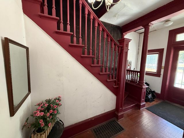 320 E 8th, Michigan City, IN 46360