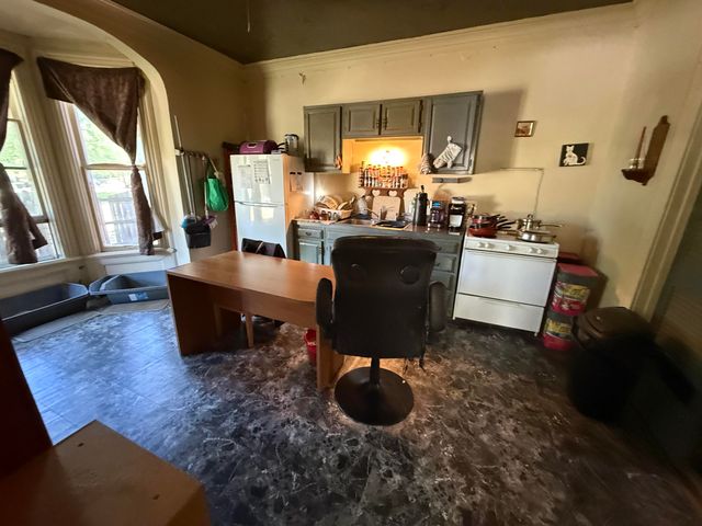 320 E 8th, Michigan City, IN 46360