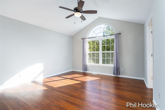 2125 Orchard Ridge Drive, Grand Rapids, MI 49534