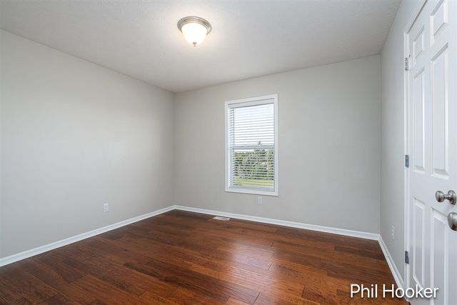 2125 Orchard Ridge Drive, Grand Rapids, MI 49534