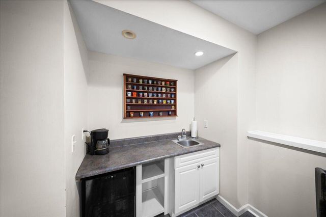 2194 Winston View Drive NE, Cedar Springs, MI 49319