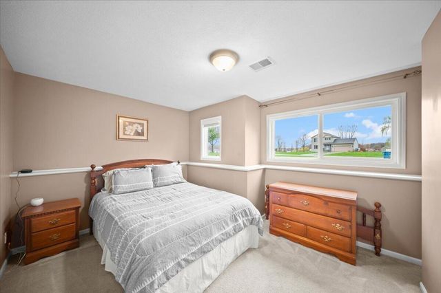 2194 Winston View Drive NE, Cedar Springs, MI 49319