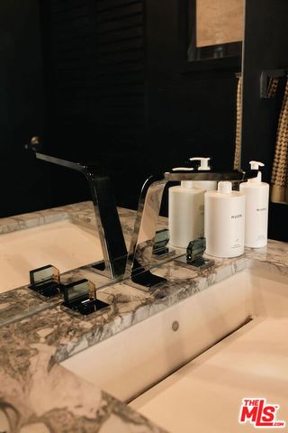 315 E 8th Street 1105, Los Angeles, CA 90014