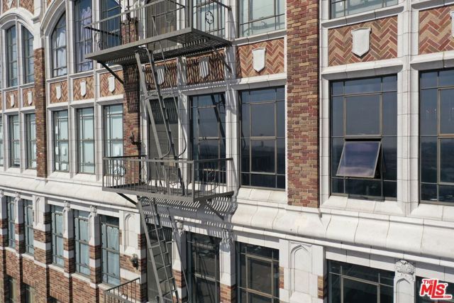 315 E 8th Street 1105, Los Angeles, CA 90014