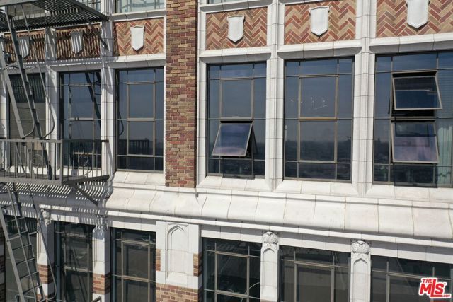 315 E 8th Street 1105, Los Angeles, CA 90014