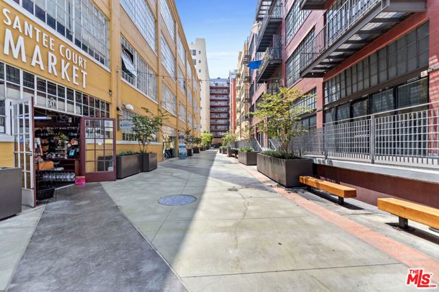 315 E 8th Street 1105, Los Angeles, CA 90014