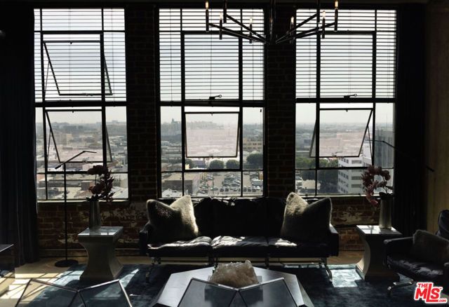 315 E 8th Street 1105, Los Angeles, CA 90014