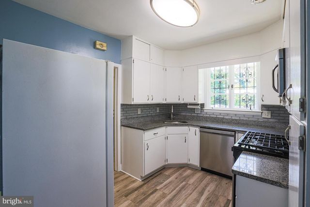 416 NOTTINGHAM RD, Baltimore, MD 21229