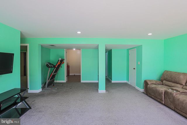 416 NOTTINGHAM RD, Baltimore, MD 21229