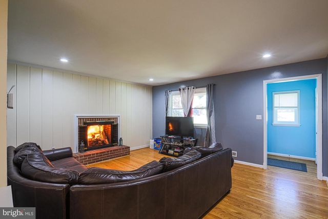 416 NOTTINGHAM RD, Baltimore, MD 21229