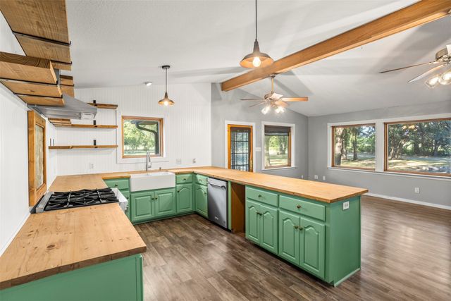 8412 County Road 4084, Scurry, TX 75158