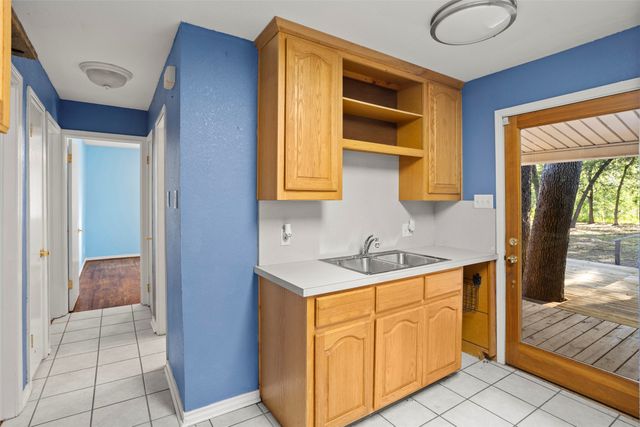 8412 County Road 4084, Scurry, TX 75158