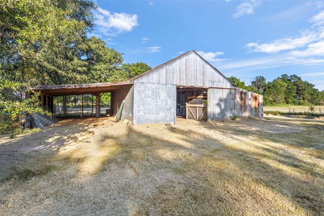 8412 County Road 4084, Scurry, TX 75158