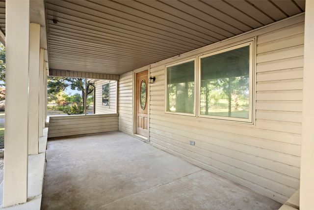 8412 County Road 4084, Scurry, TX 75158