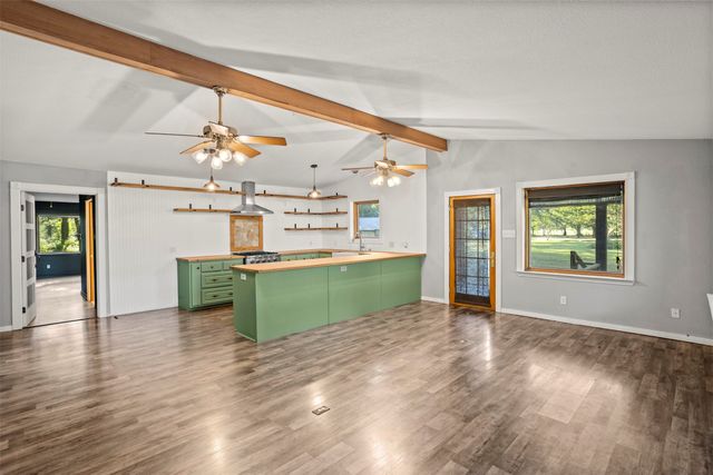 8412 County Road 4084, Scurry, TX 75158