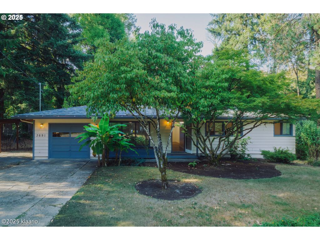 3691 RIDGEWOOD Way, West Linn, OR 97068