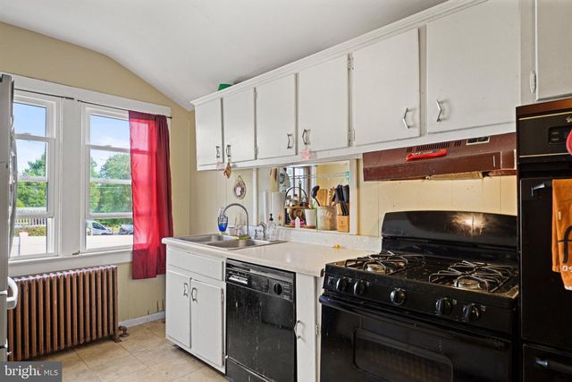 106 E ELM ST, Wenonah, NJ 08090
