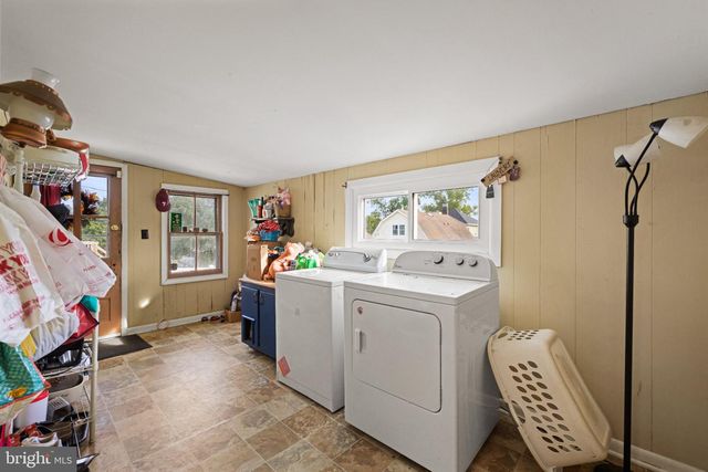 106 E ELM ST, Wenonah, NJ 08090