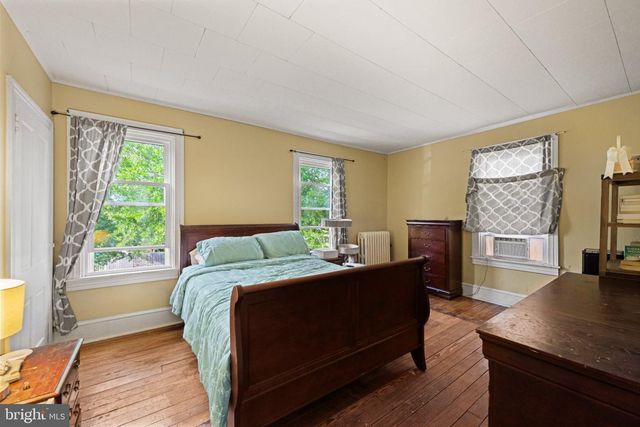 106 E ELM ST, Wenonah, NJ 08090