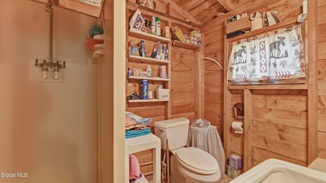 212 S Shore Rd W Caroga, Caroga, NY 12032