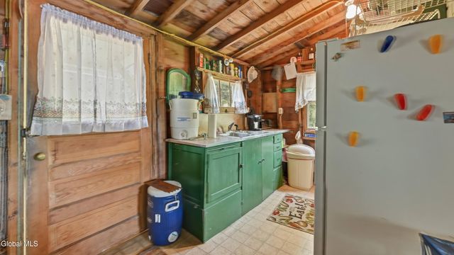 212 S Shore Rd W Caroga, Caroga, NY 12032