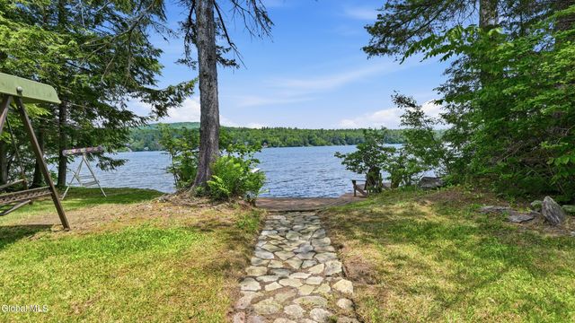 212 S Shore Rd W Caroga, Caroga, NY 12032