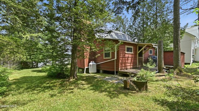 212 S Shore Rd W Caroga, Caroga, NY 12032