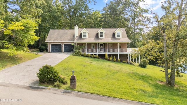 524 Emerald Ave, Kodak, TN 37764