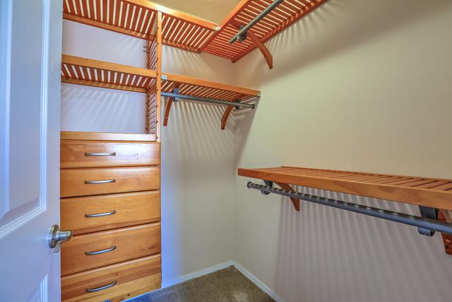 906 Tramway Lane NE, Albuquerque, NM 87122