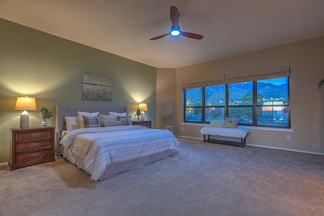 906 Tramway Lane NE, Albuquerque, NM 87122