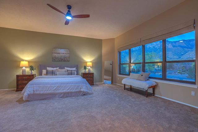 906 Tramway Lane NE, Albuquerque, NM 87122