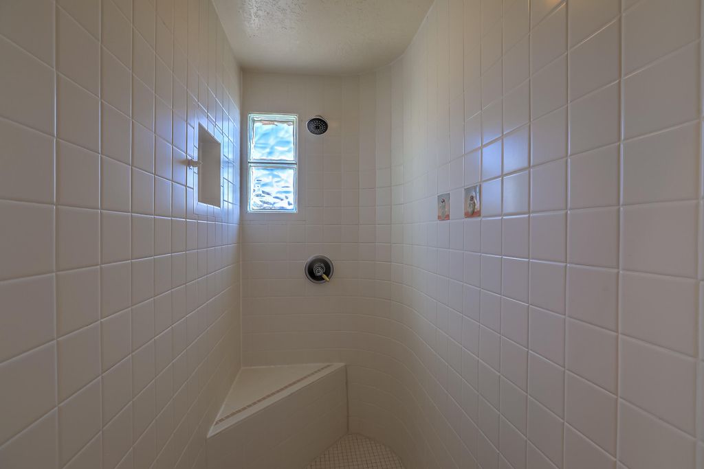 Image 55 of property listing at 906 Tramway Lane NE, Albuquerque, NM 87122