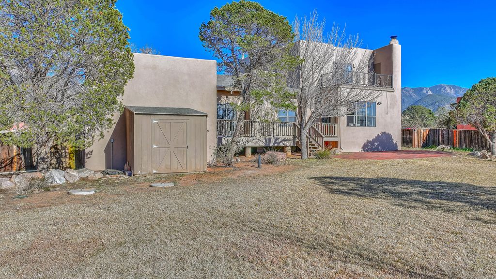 Image 63 of property listing at 906 Tramway Lane NE, Albuquerque, NM 87122