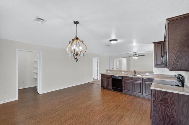 1812 Wickham Drive, Burleson, TX 76028
