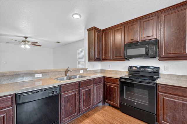 1812 Wickham Drive, Burleson, TX 76028
