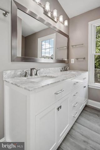 46835 TRUMPET CIR, Sterling, VA 20164