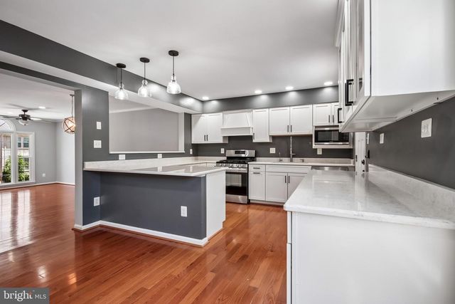 46835 TRUMPET CIR, Sterling, VA 20164