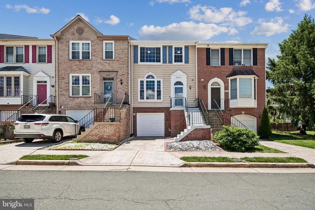 46835 TRUMPET CIR, Sterling, VA 20164
