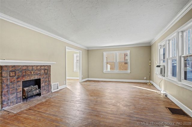 1307 S Frisco Avenue, Tulsa, OK 74119