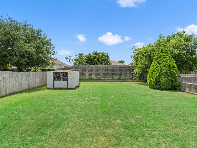 8513 Horse Whisper Lane, Fort Worth, TX 76131