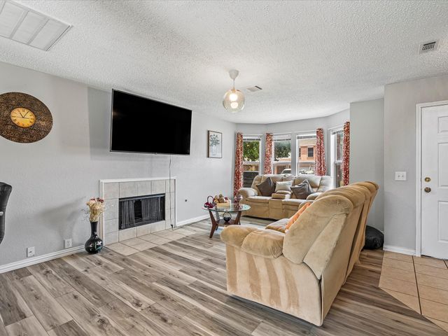 8513 Horse Whisper Lane, Fort Worth, TX 76131